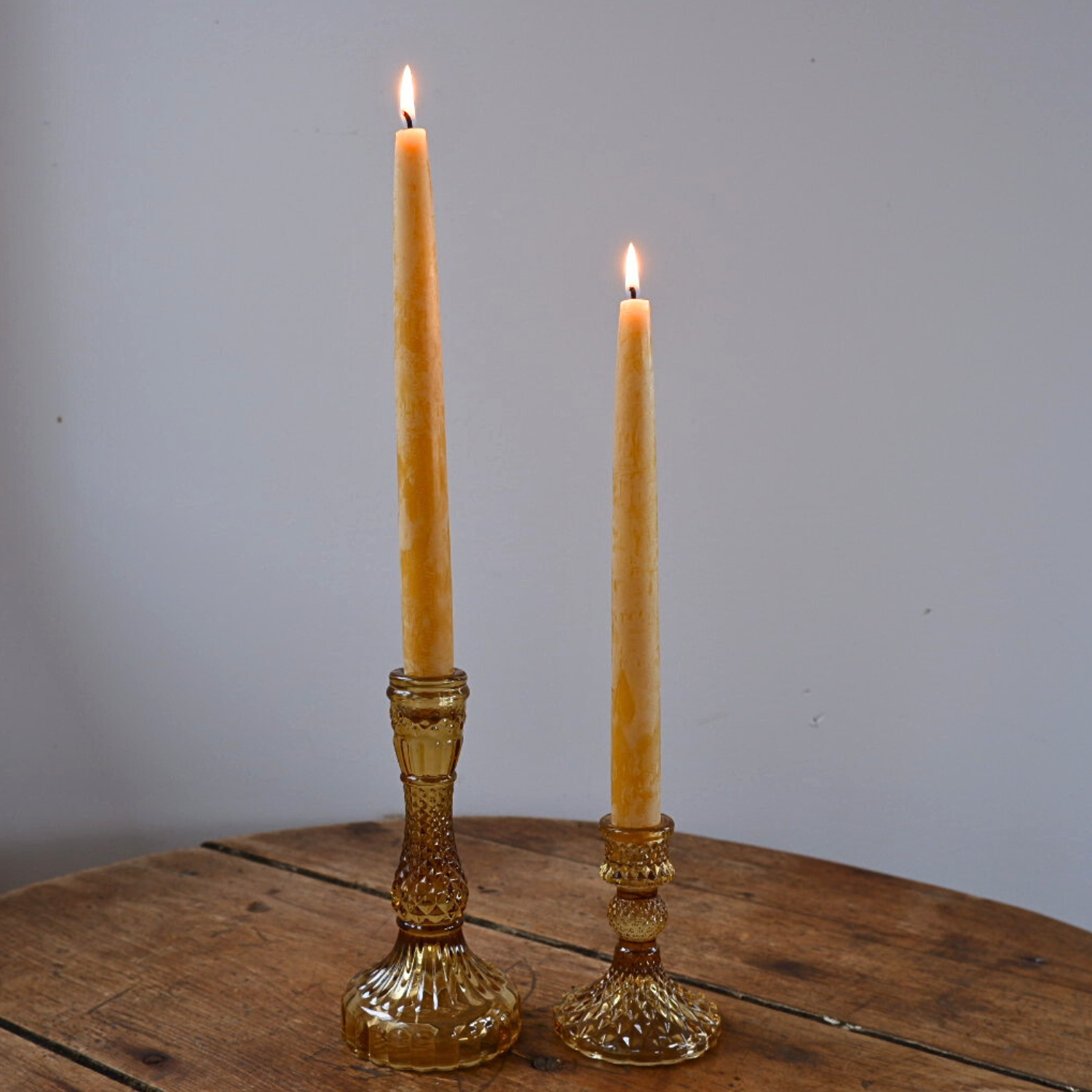 Beeswax Rounded Top Taper Candle Pair – Candlestock