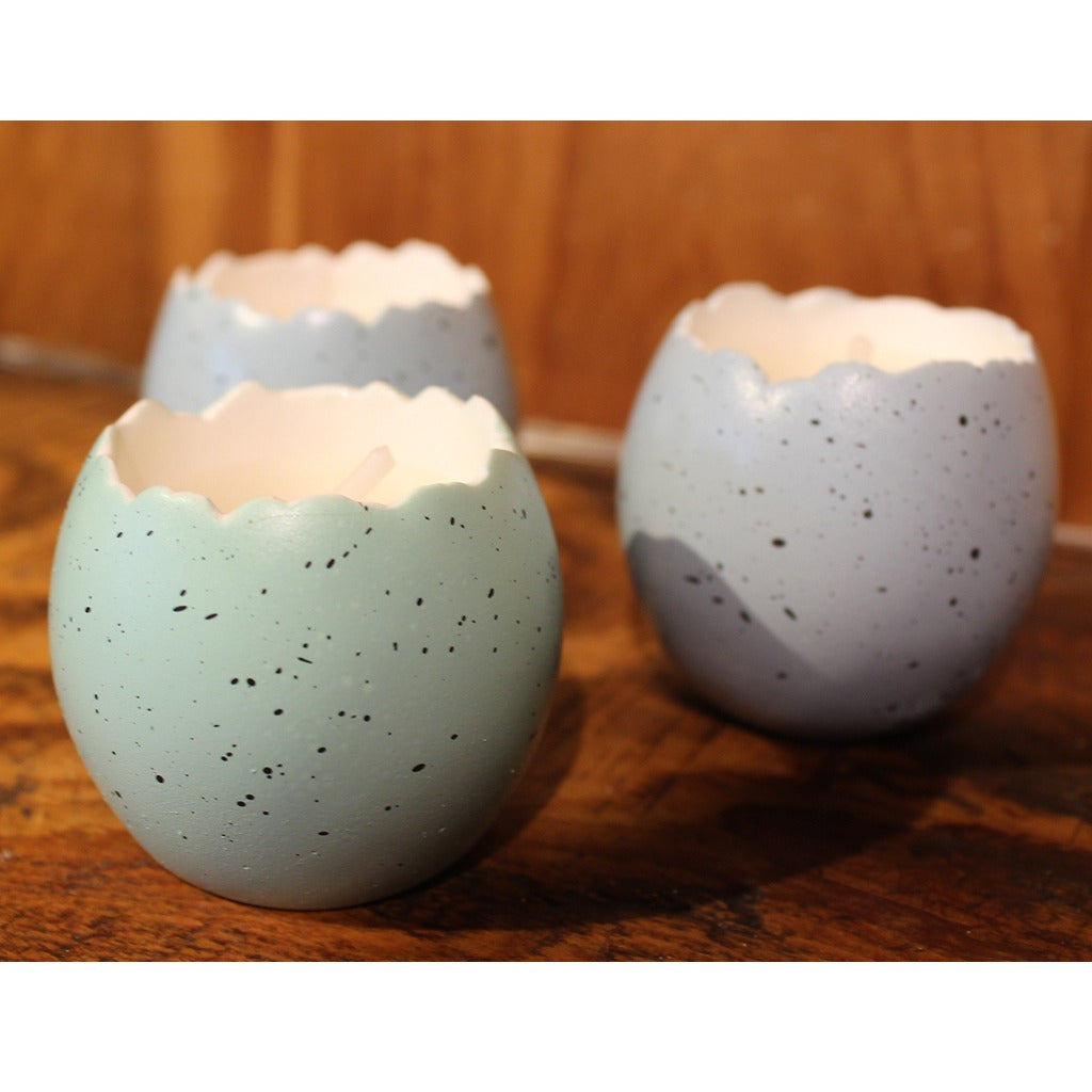 Speckled Easter Egg In Nest Candle - Candlestock.com