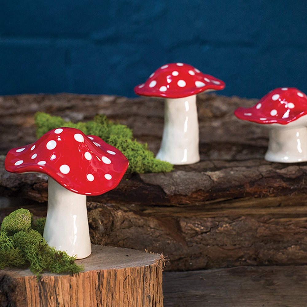 Adorable ceramic Mushrooms - Candlestock.com